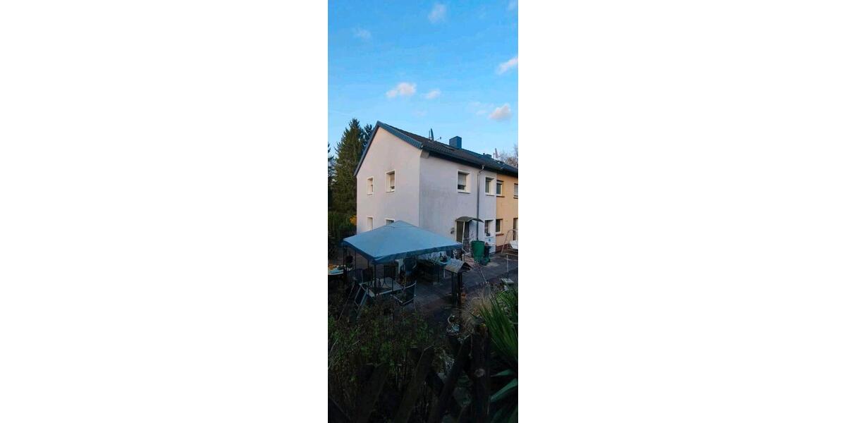Reihenhaus Saarbrücken West - 4 Zimmer, 78 m&sup2;, 185.000&euro; | Angebot:26404803
