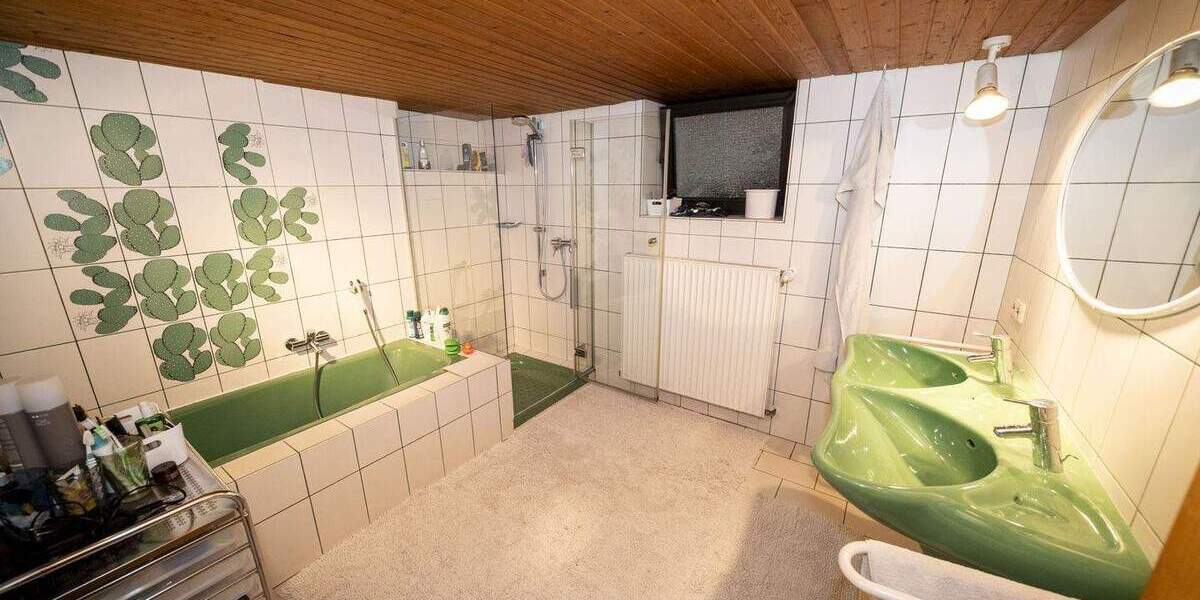 Reihenmittelhaus Püttlingen - 299.000&euro; | Angebot:25737020