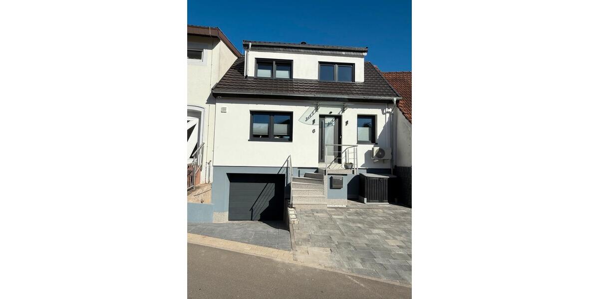 Reihenhaus Neunkirchen Kohlhof - 1 Zimmer, 96 m&sup2;, 235.000&euro; | Angebot:24284632