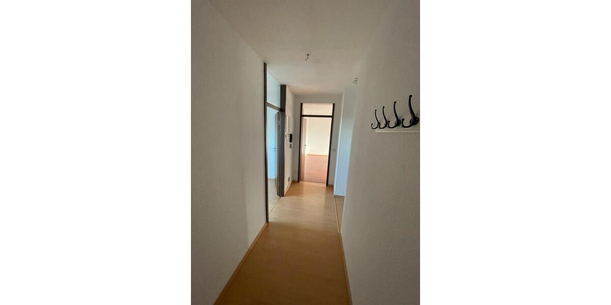 Dachgeschoßwohnung Homburg - 3 Zimmer, 63 m&sup2;, 1.100&euro; | Angebot:25968190