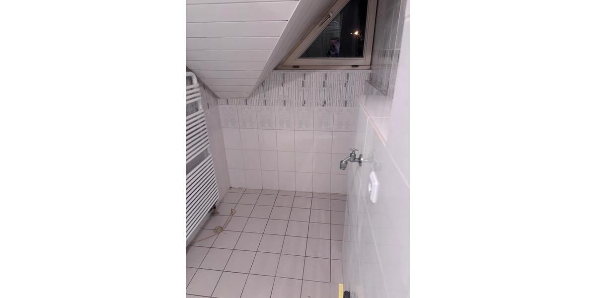 Maisonettenwohnung Saarlouis - 2 Zimmer, 84 m&sup2;, 860&euro; | Angebot:25855063