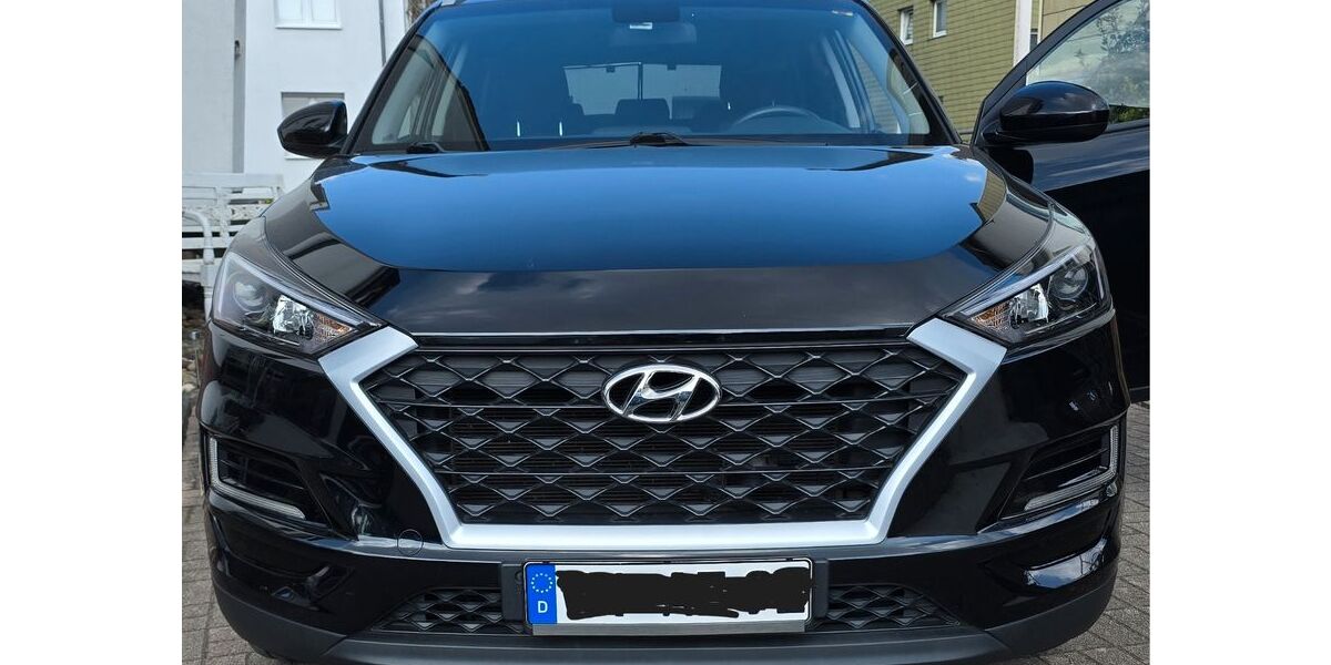 Hyundai TUCSON 104.000 km 12.900 &euro; Völklingen 66333