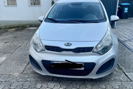 Kia Rio 180.000 km 4.200 &euro; Blieskastel 66440
