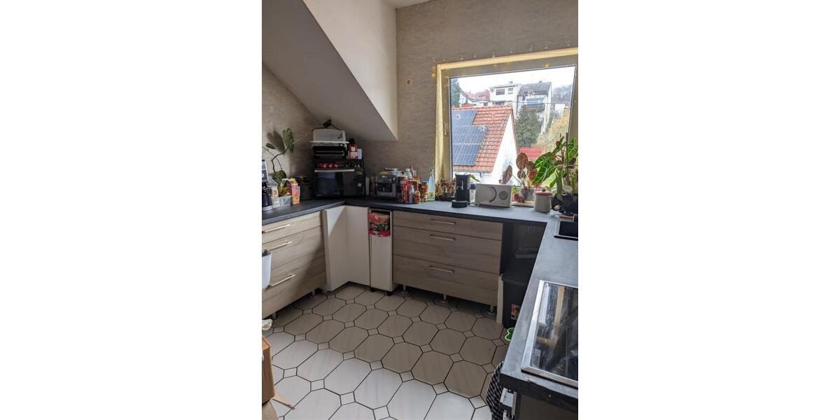 Dachgeschoßwohnung Völklingen - 3 Zimmer, 72 m&sup2;, 500&euro; | Angebot:24704339