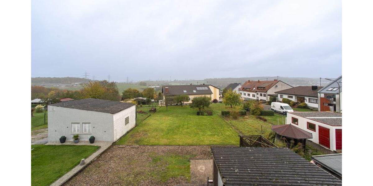 Mehrfamilienhaus, Wohnhaus Illingen / Uchtelfangen Uchtelfangen - 4 Zimmer, 118 m&sup2;, 210.000&euro; | Angebot:25799965