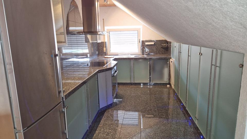 Dachgeschoßwohnung Saarbrücken West - 3 Zimmer, 83 m&sup2;, 570&euro; | Angebot:26630201