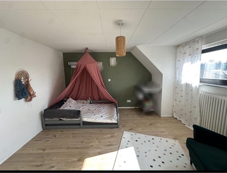 Einfamilienhaus Schwalbach - 260.000&euro; | Angebot:26022314