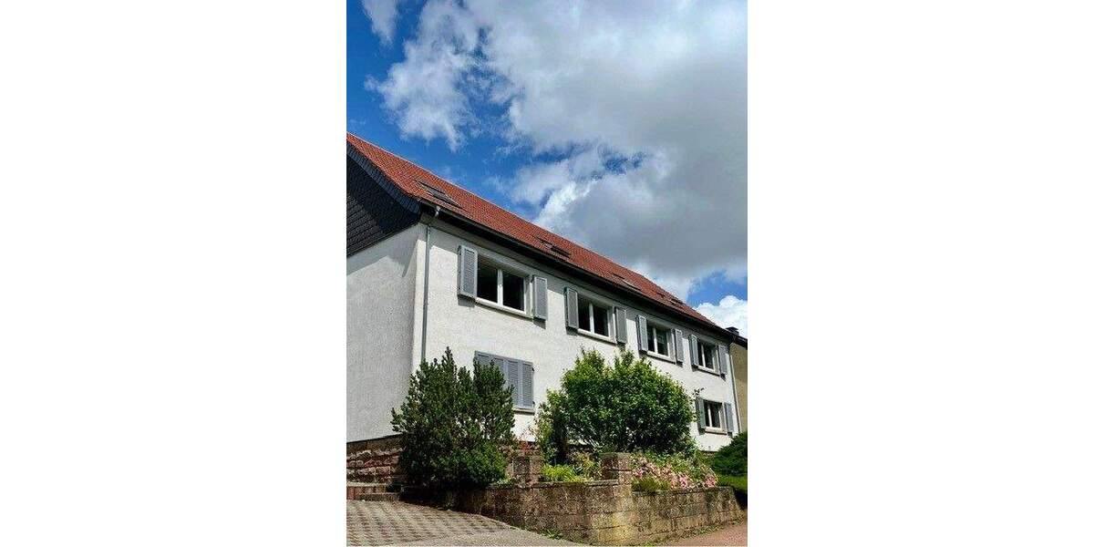 Etagenwohnung Saarbrücken Eschberg - 2 Zimmer, 50 m&sup2;, 495&euro; | Angebot:26530222
