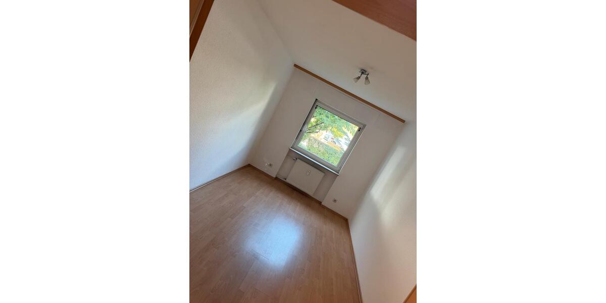 Erdgeschoßwohnung Saarbrücken Dudweiler - 4 Zimmer, 102 m&sup2;, 209.000&euro; | Angebot:26794614