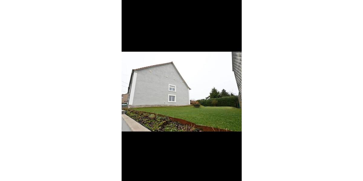 Einfamilienhaus Saarbrücken - 6 Zimmer, 140 m&sup2;, 359.000&euro; | Angebot:25757727