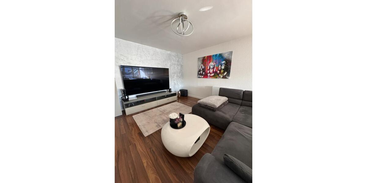 Etagenwohnung Saarbrücken West - 3 Zimmer, 90 m&sup2;, 250.000&euro; | Angebot:26406355