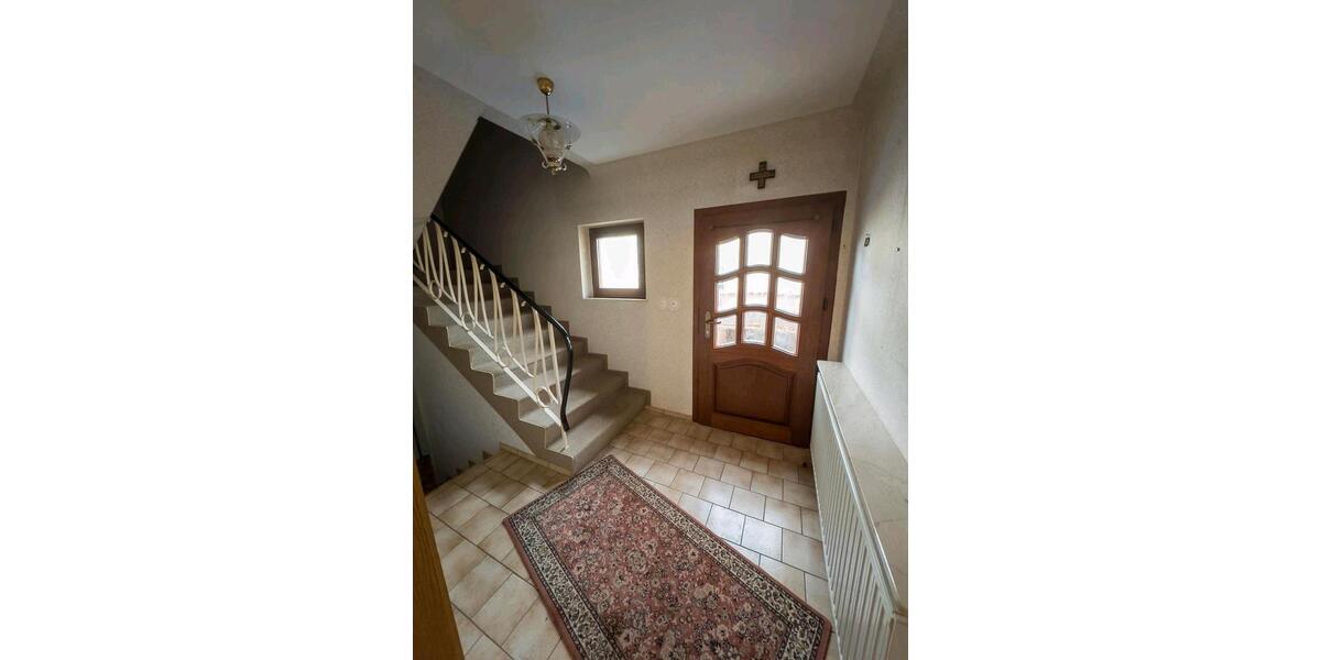 Einfamilienhaus Illingen - 7 Zimmer, 173 m&sup2;, 248.000&euro; | Angebot:22434207