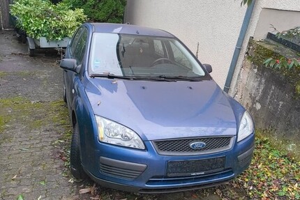 Ford Focus M1 76.000 km 1.700 &euro; Rehlingen-Siersburg 66780