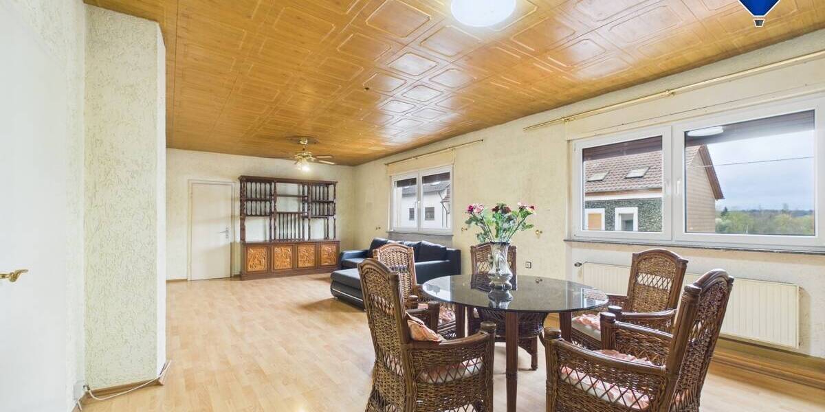 Reihenmittelhaus Dillingen / Diefflen Diefflen - 3 Zimmer, 132 m&sup2;, 145.000&euro; | Angebot:26092908