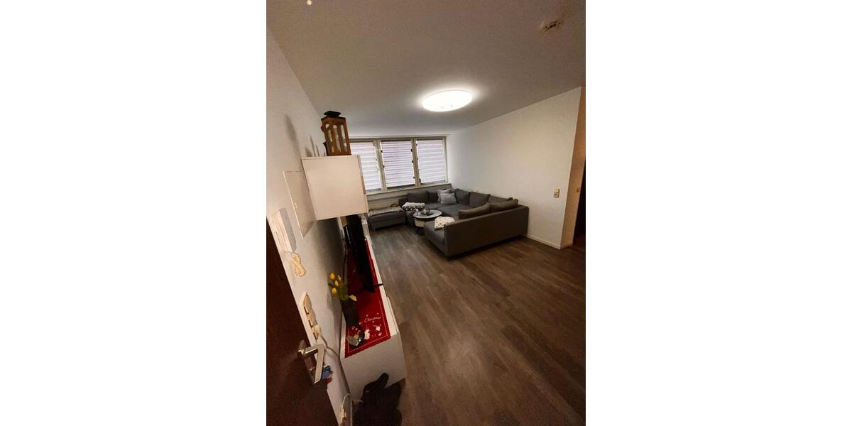 Etagenwohnung Saarbrücken Neue Bremm - 2 Zimmer, 42 m&sup2;, 460&euro; | Angebot:26633759