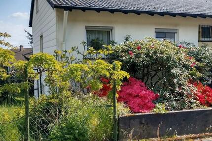 Haus Bexbach - 8 Zimmer, 250 m&sup2;, 320.000&euro; | Angebot:26610377