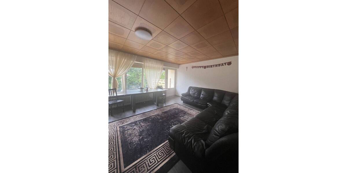 Reihenmittelhaus Saarbrücken Klarenthal - 8 Zimmer, 170 m&sup2;, 279.000&euro; | Angebot:26833730