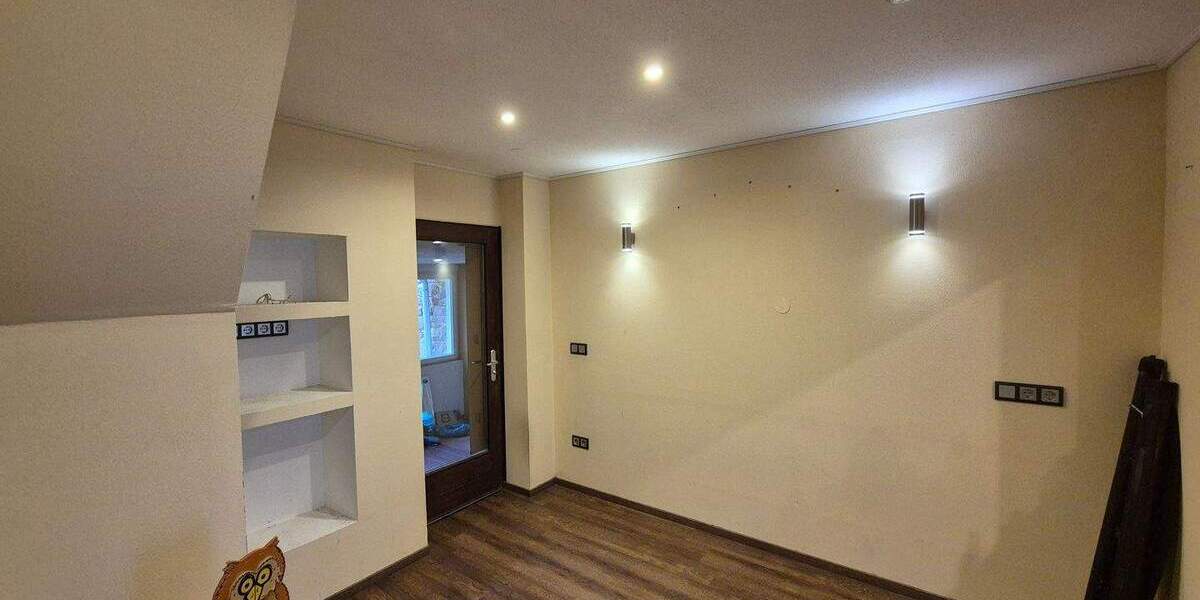 Einfamilienhaus Beckingen - 6 Zimmer, 170 m&sup2;, 179.500&euro; | Angebot:25730738