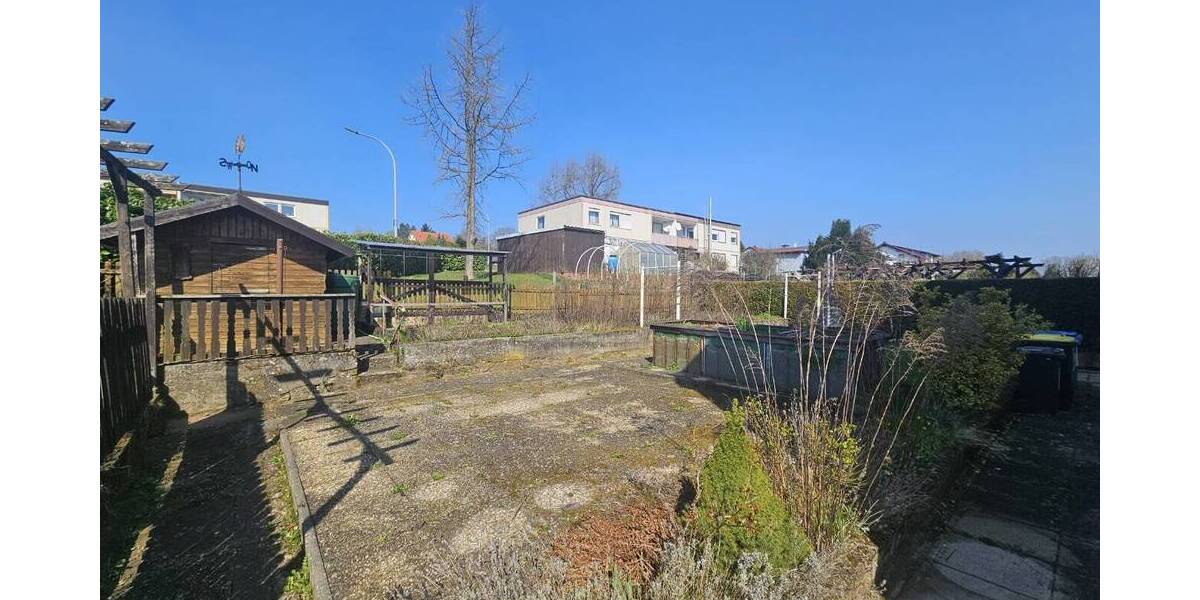 Mehrfamilienhaus, Wohnhaus Neunkirchen-Wellesweiler Wellesweiler - 8 Zimmer, 164 m&sup2;, 199.000&euro; | Angebot:26029540