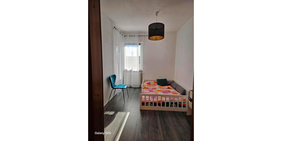 Dachgeschoßwohnung Saarbrücken Neue Bremm - 4 Zimmer, 86 m&sup2;, 270.000&euro; | Angebot:26710994