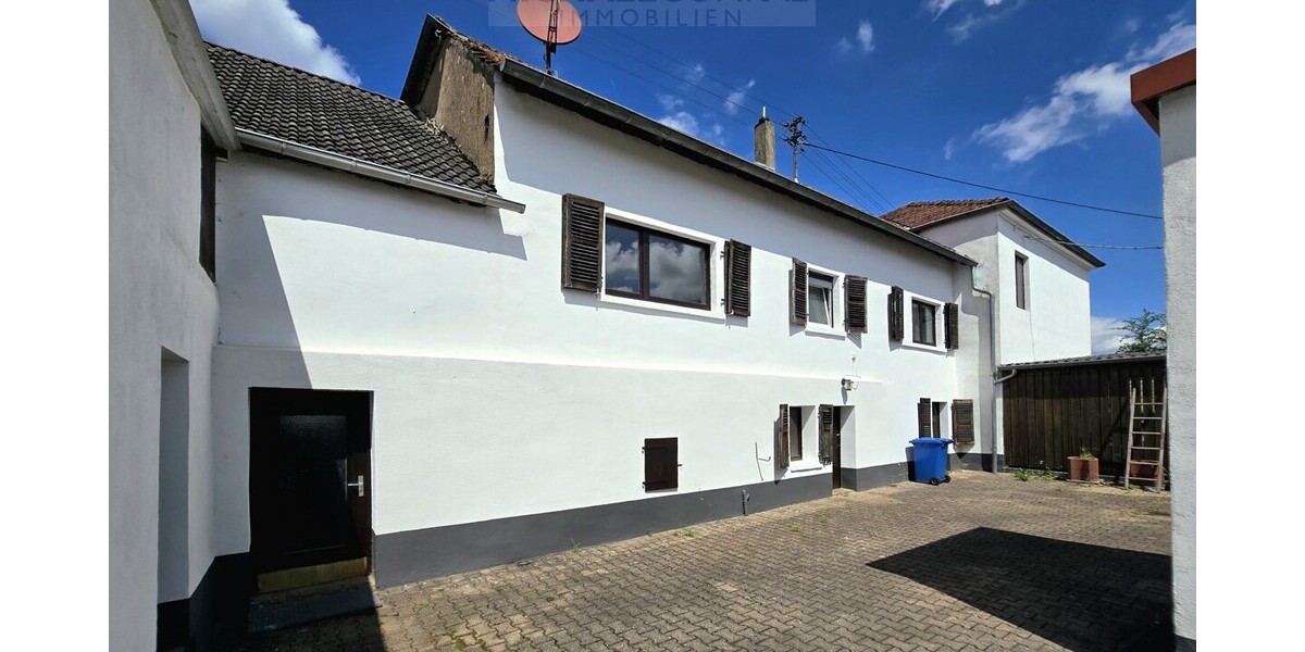 Attraktives Mehrfamilienhaus für Kapitalanleger in Schmelz-Hüttersdorf - Mehrfamilienhaus, Wohnhaus Schmelz / Hüttersdorf Hüttersdorf | Angebot:27010347