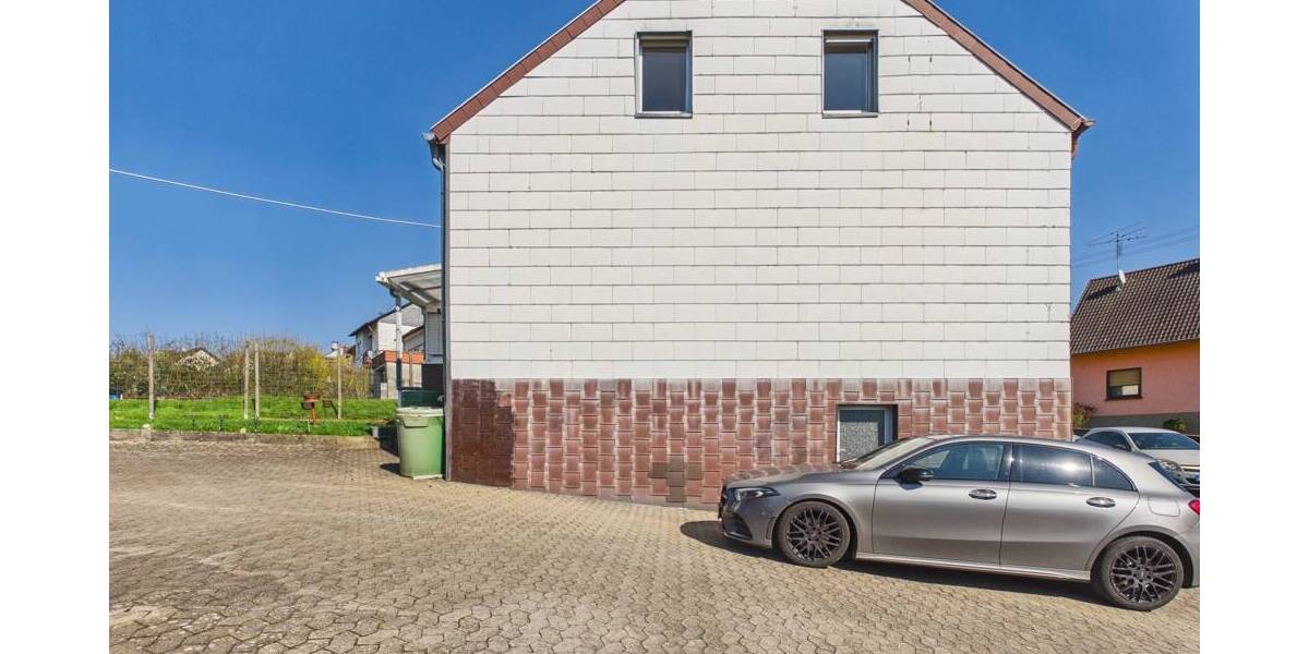 Einfamilienhaus Püttlingen - 7 Zimmer, 113 m&sup2;, 115.000&euro; | Angebot:26685705