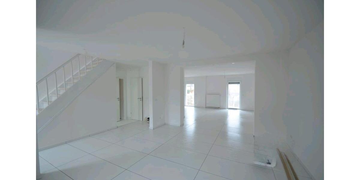 Einfamilienhaus Überherrn - 8 Zimmer, 165 m&sup2;, 390.000&euro; | Angebot:25148585