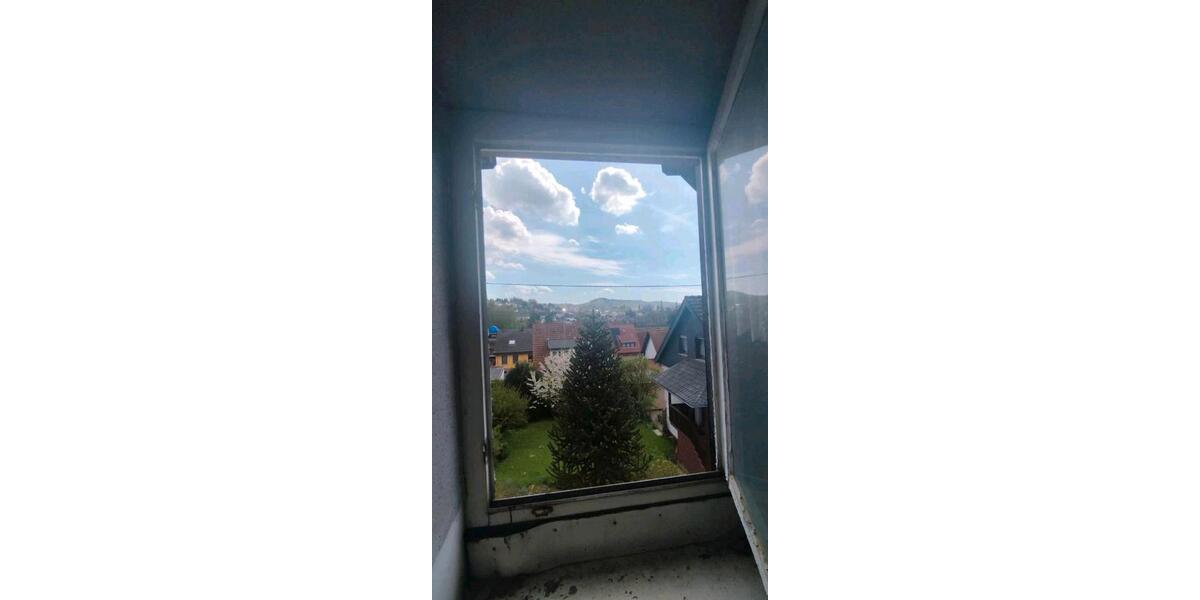 Doppelhaushälfte Saarbrücken Dudweiler - 6 Zimmer, 128 m&sup2;, 95.000&euro; | Angebot:26739300