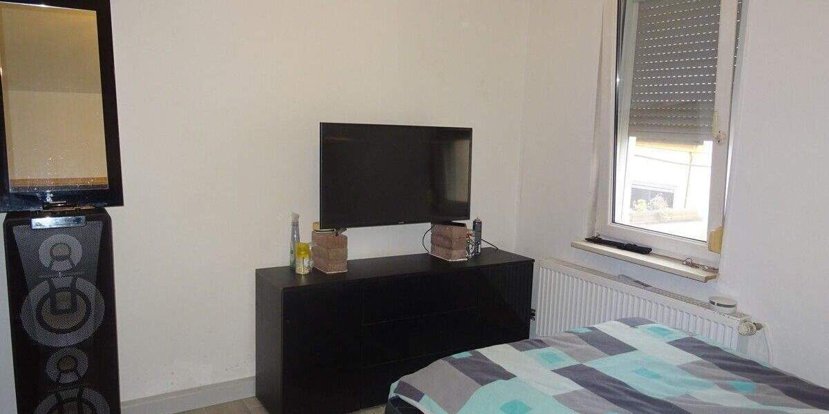 Mehrfamilienhaus, Wohnhaus Völklingen Luisenthal - 5 Zimmer, 112 m&sup2;, 139.000&euro; | Angebot:25706703