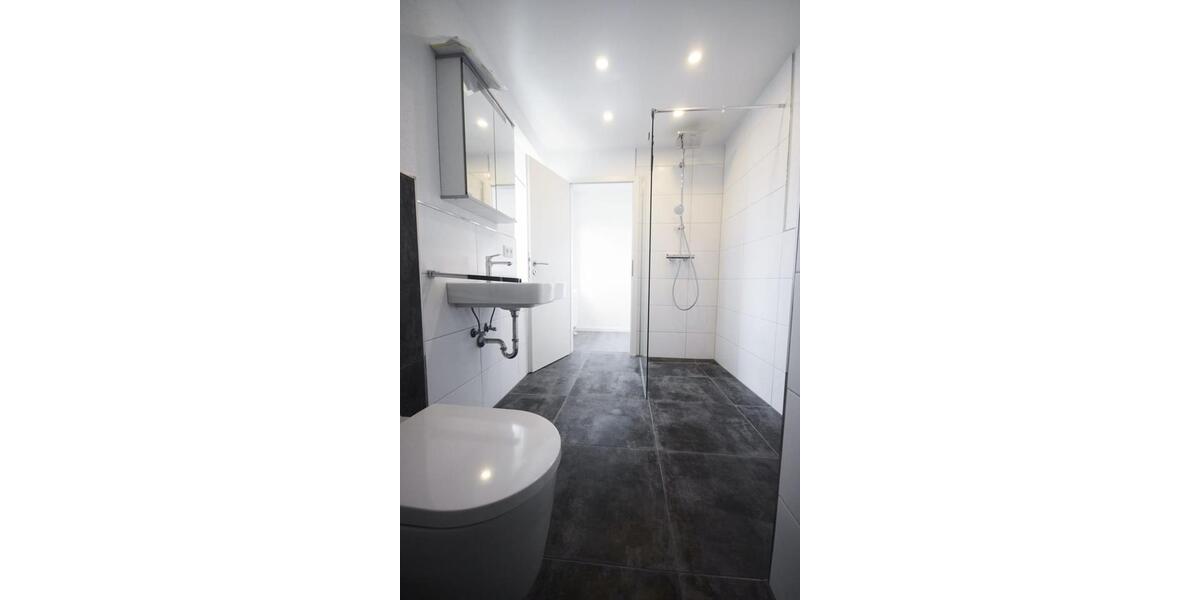 Etagenwohnung Saarlouis - 2 Zimmer, 96 m&sup2;, 850&euro; | Angebot:25853640