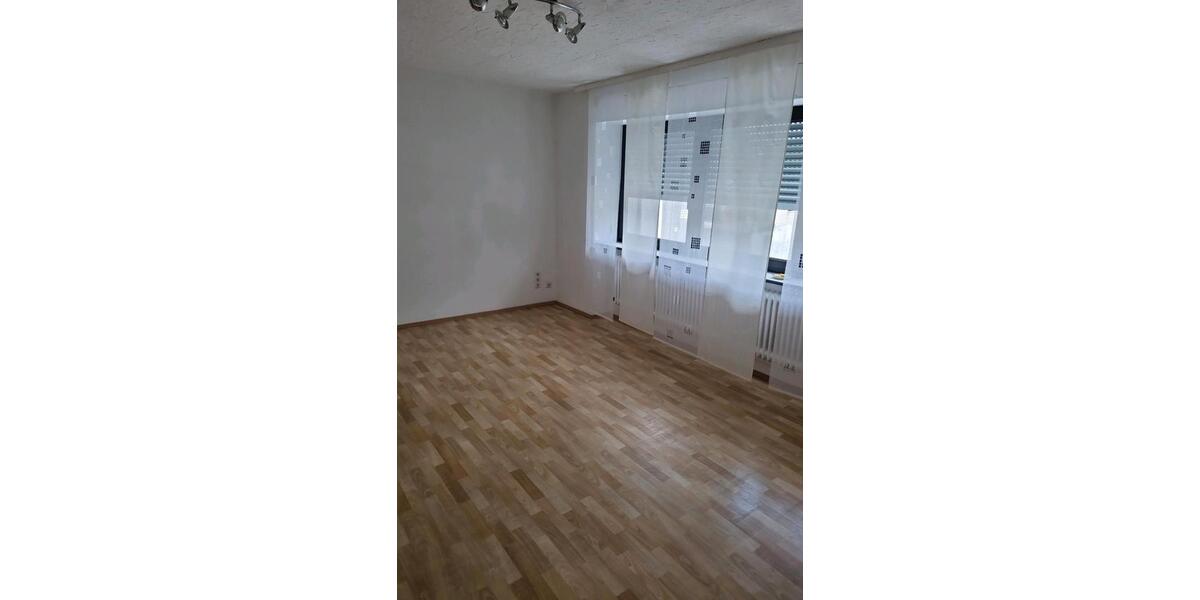 Erdgeschoßwohnung Kleinblittersdorf - 3 Zimmer, 67 m&sup2;, 680&euro; | Angebot:26578392