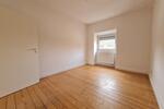Etagenwohnung Saarbrücken West - 5 Zimmer, 100 m&sup2;, 850&euro; | Angebot:26182664