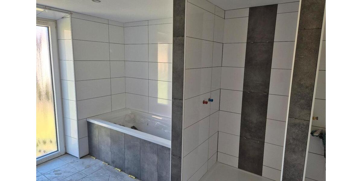 Doppelhaushälfte Illingen - 7 Zimmer, 260 m&sup2;, 320.000&euro; | Angebot:24786582