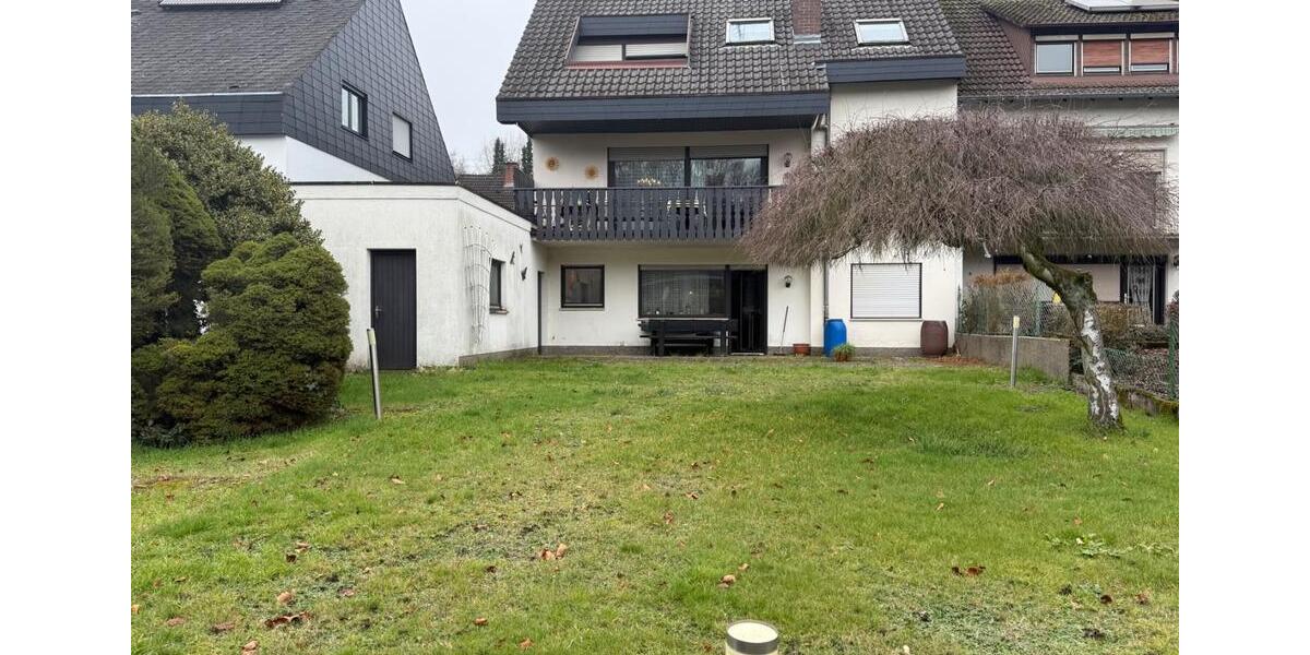 Einfamilienhaus Kirkel - 11 Zimmer, 270 m&sup2;, 445.000&euro; | Angebot:24814296