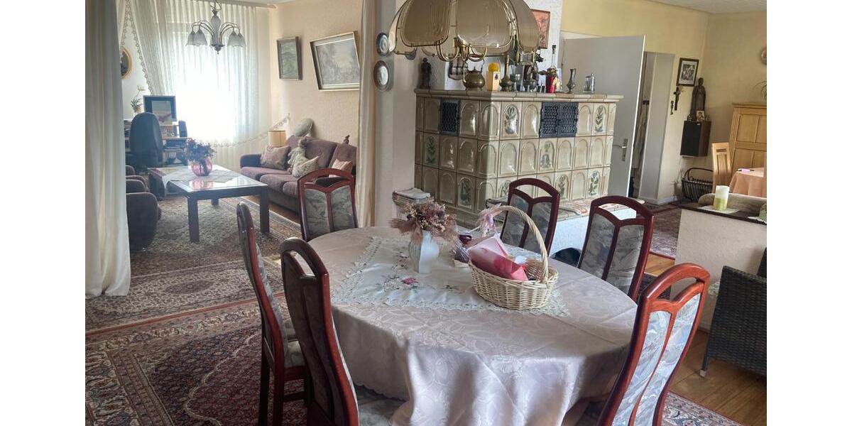 Reihenhaus Sankt Wendel - 8 Zimmer, 178 m&sup2;, 245.000&euro; | Angebot:24654379