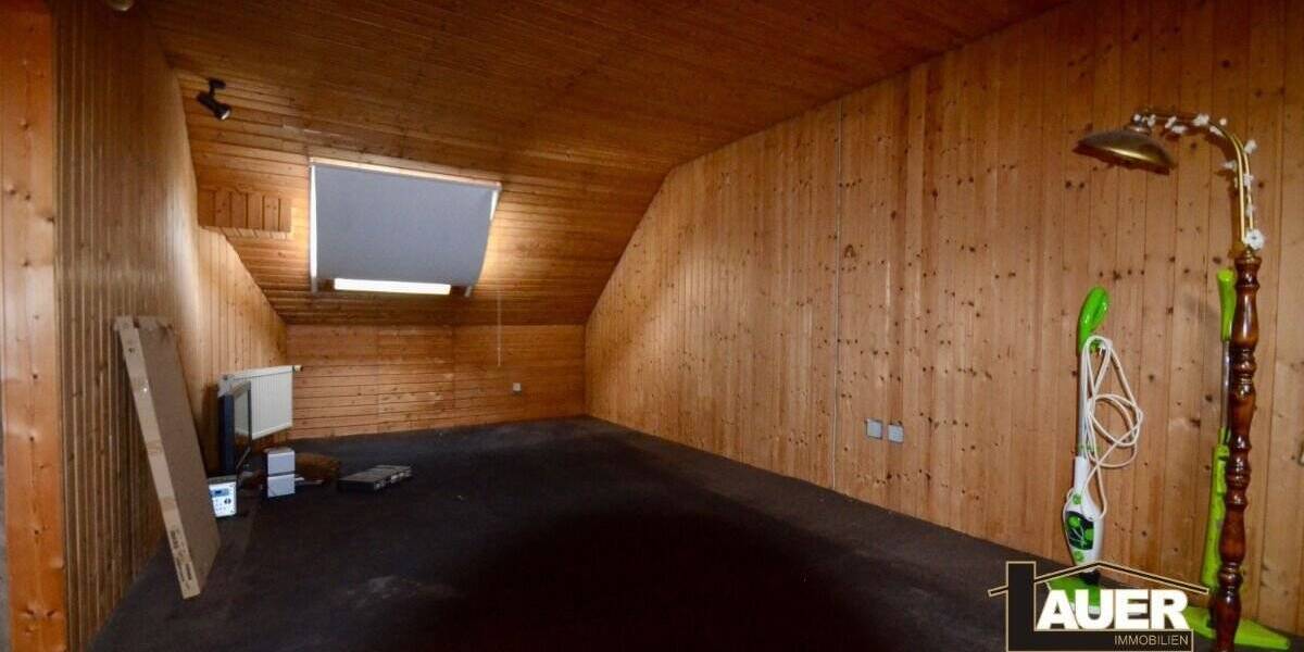Doppelhaushälfte Völklingen Lauterbach - 8 Zimmer, 199 m&sup2;, 198.000&euro; | Angebot:25666067