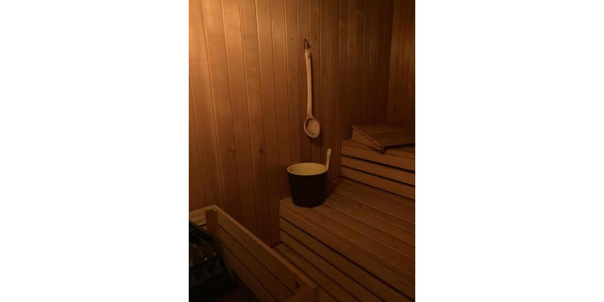 Etagenwohnung Homburg - 5 Zimmer, 180 m&sup2;, 900&euro; | Angebot:25872537