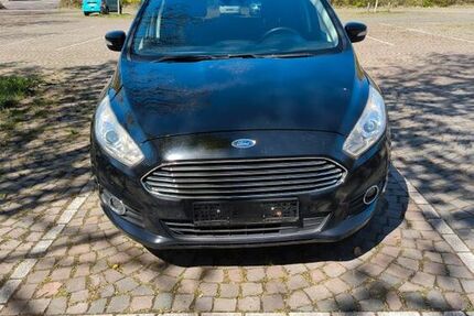 Ford S-Max 205.800 km 7.499 &euro; Saarbrücken 66119