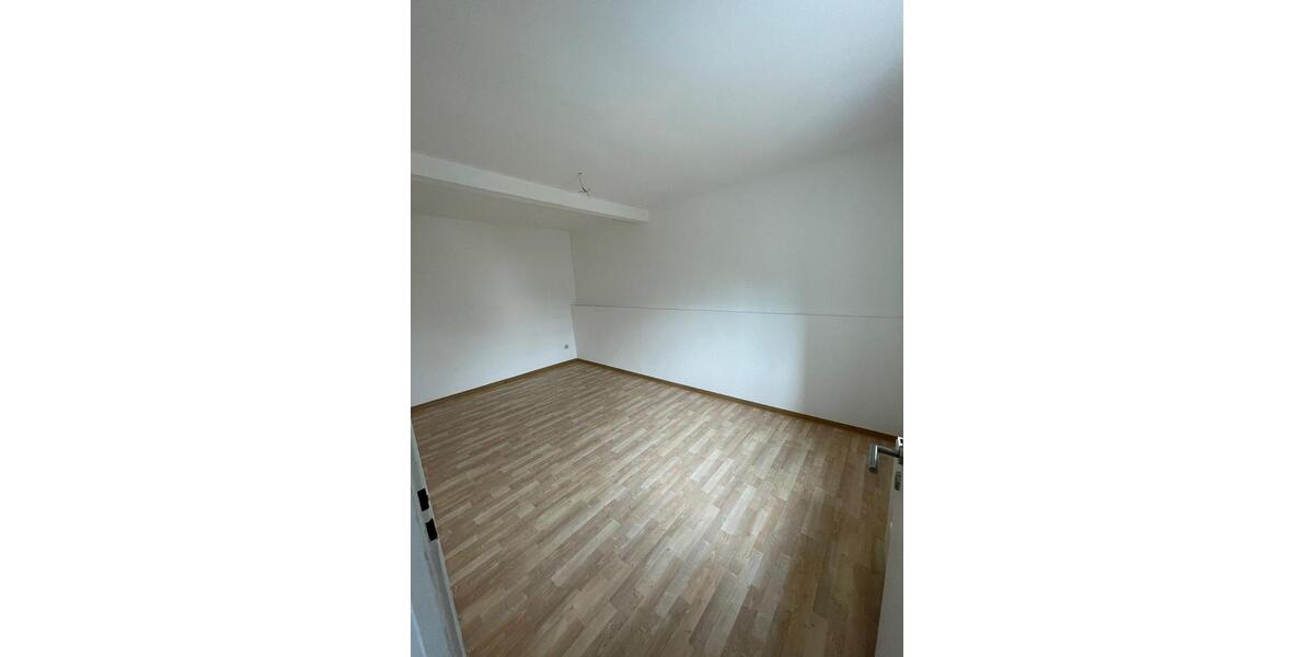 Mehrfamilienhaus, Wohnhaus Lebach - 14 Zimmer, 345 m&sup2;, 375.000&euro; | Angebot:25809749