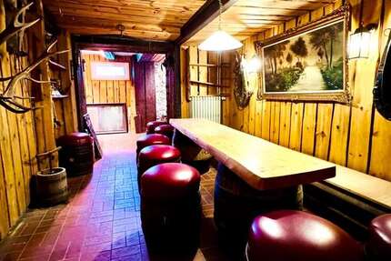 Haus Bexbach - 6 Zimmer, 350 m&sup2;, 586.000&euro; | Angebot:26019044