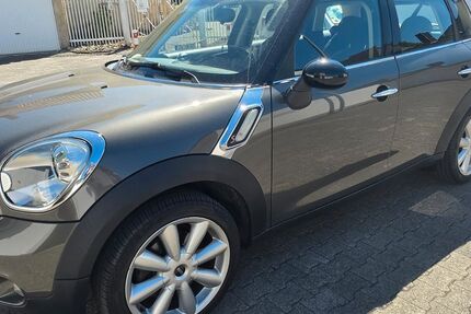 Mini Countryman S (Cooper) 121.648 km 9.600 &euro; Zweibrücken 66482