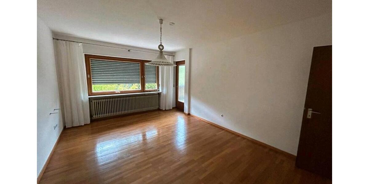 Einfamilienhaus Marpingen - 9 Zimmer, 228 m&sup2;, 318.000&euro; | Angebot:26633225
