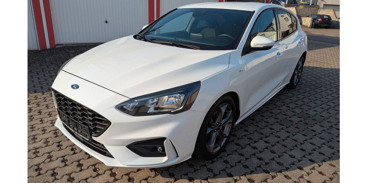 Ford Focus 148.000 km 10.990 &euro; Völklingen 66333