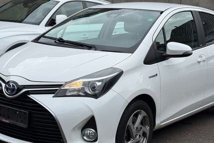 Toyota Yaris 77.300 km 12.800 &euro; Saarbrücken - Burbach 66115