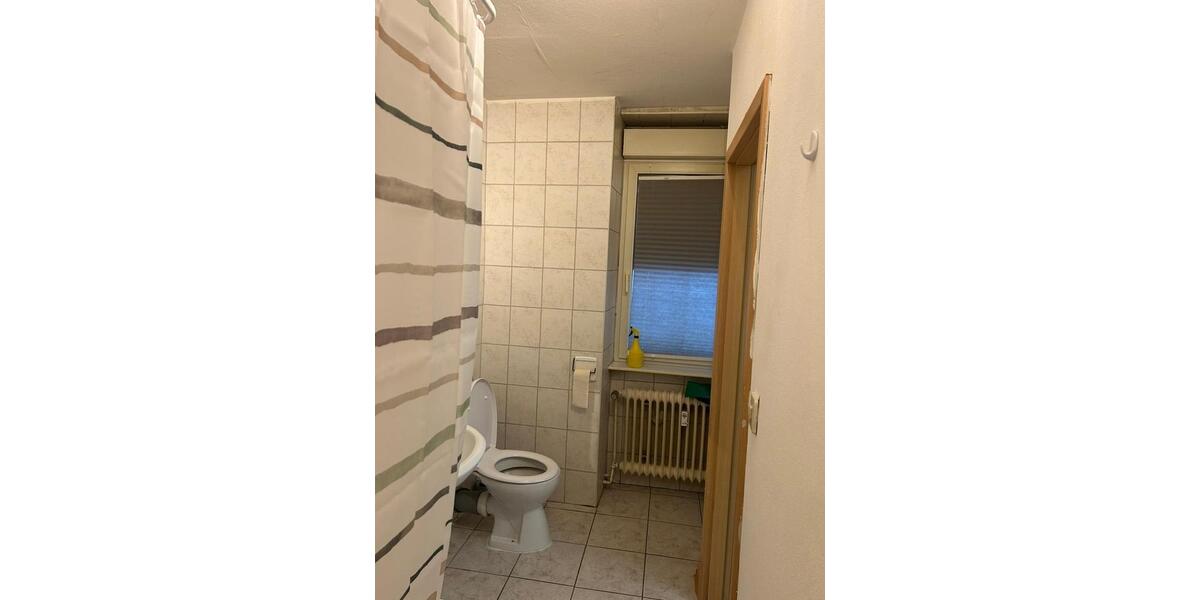 Erdgeschoßwohnung Saarbrücken West - 1 Zimmer, 30 m&sup2;, 420&euro; | Angebot:25350675