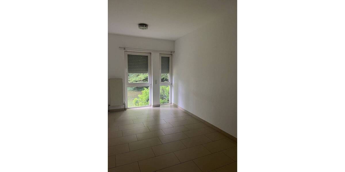 Etagenwohnung Saarlouis - 5 Zimmer, 152 m&sup2;, 1.100&euro; | Angebot:26672299