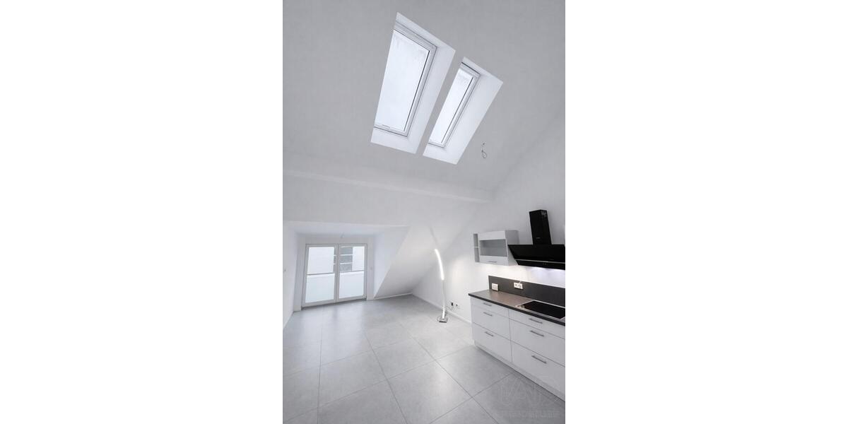 Dachgeschoßwohnung Sankt Ingbert - 2 Zimmer, 71 m&sup2;, 790&euro; | Angebot:25904967