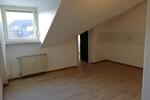 Dachgeschoßwohnung Saarbrücken - 3 Zimmer, 70 m&sup2;, 560&euro; | Angebot:25838102