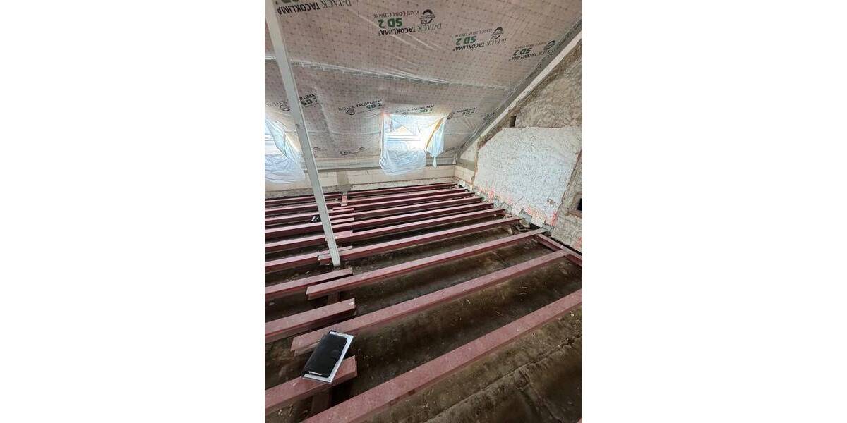 Etagenwohnung Saarbrücken Malstatt - 3 Zimmer, 87 m&sup2;, 99.990&euro; | Angebot:25684708