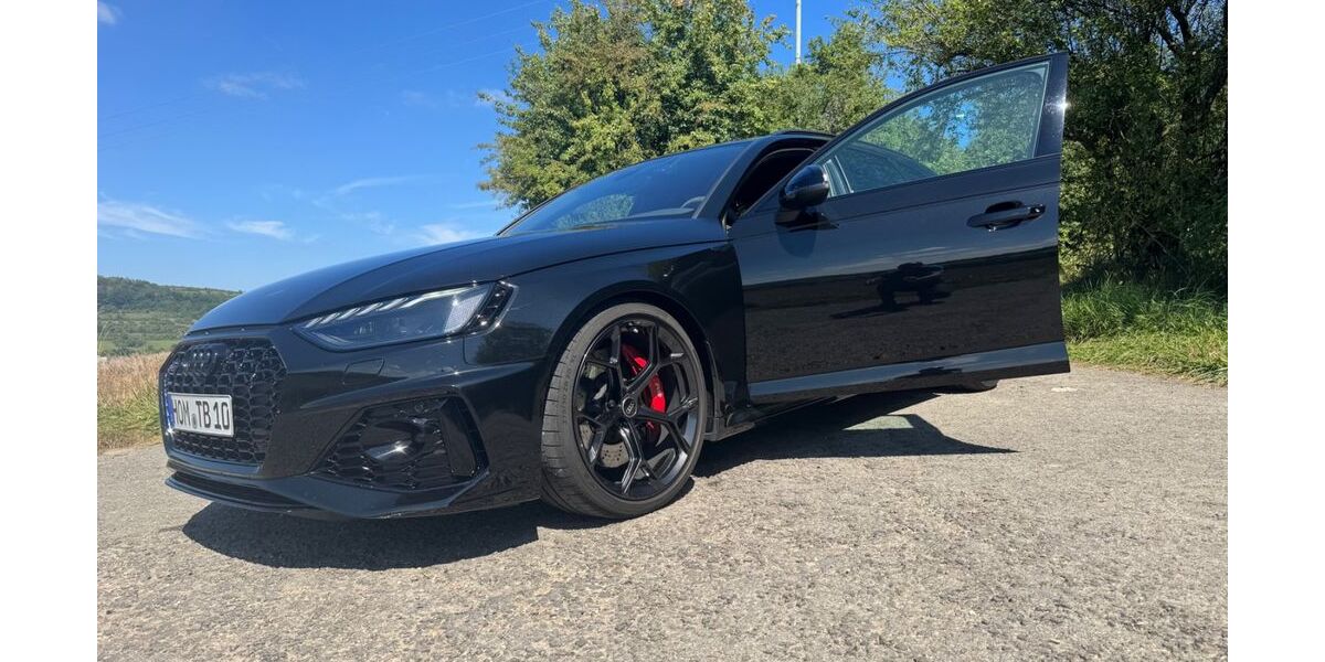 Audi RS4 29.700 km 66.300 &euro; Gersheim 66453